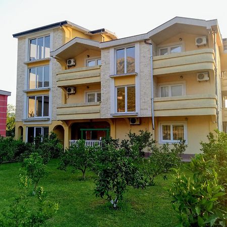 Apartments Old Olive Bar Exteriör bild